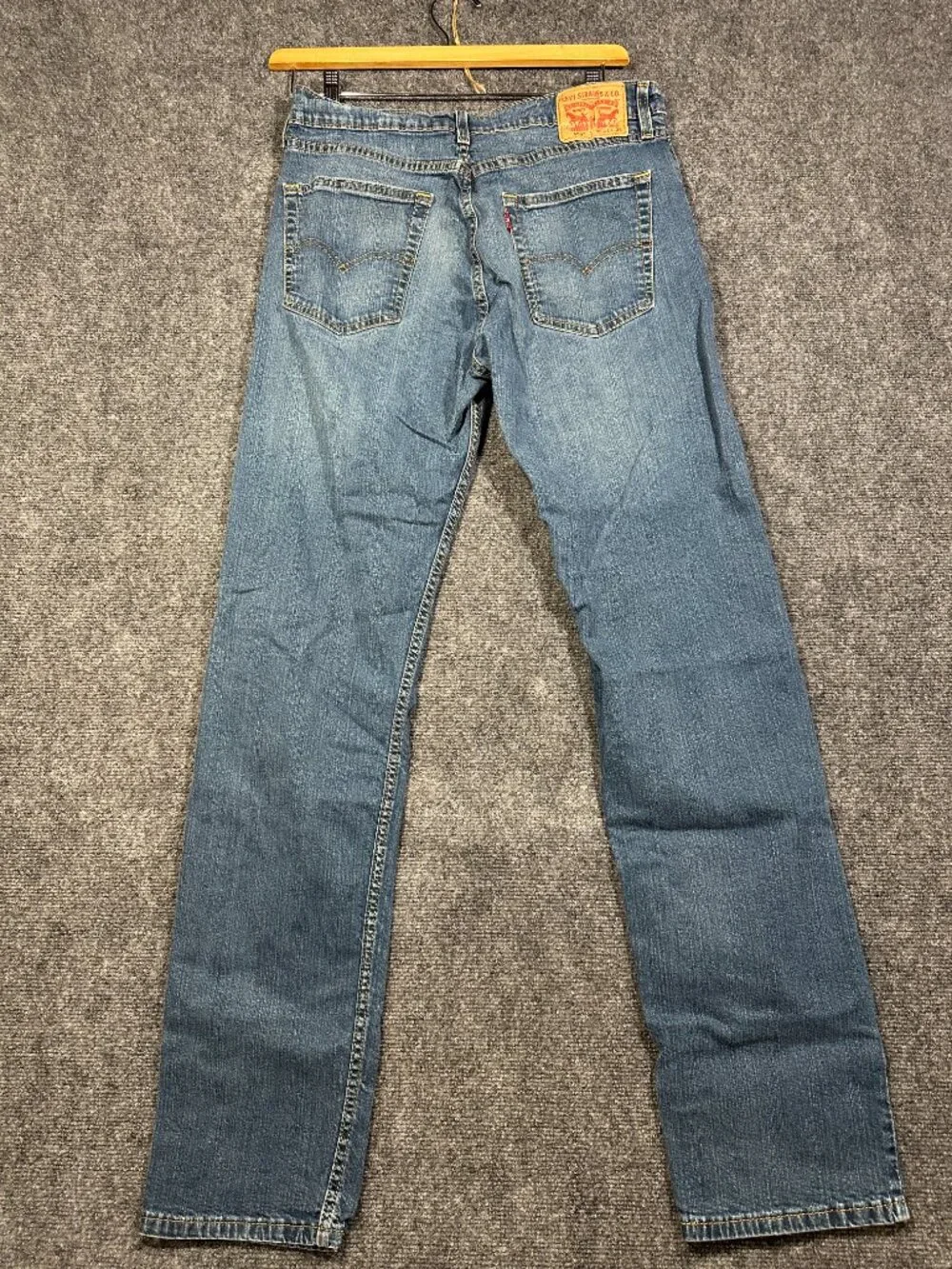 Levis 505 Jeans Mens 34 X 35 Medium Wash Cotton Stretch Straight Leg Pockets
